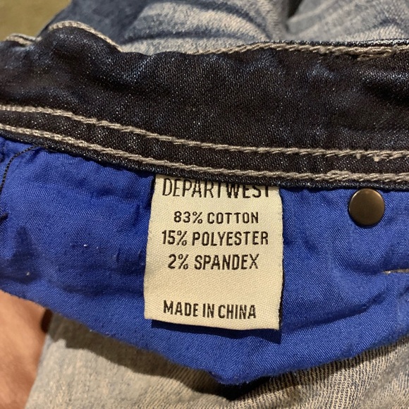 Like New! DepartWest - Picture 6 of 6